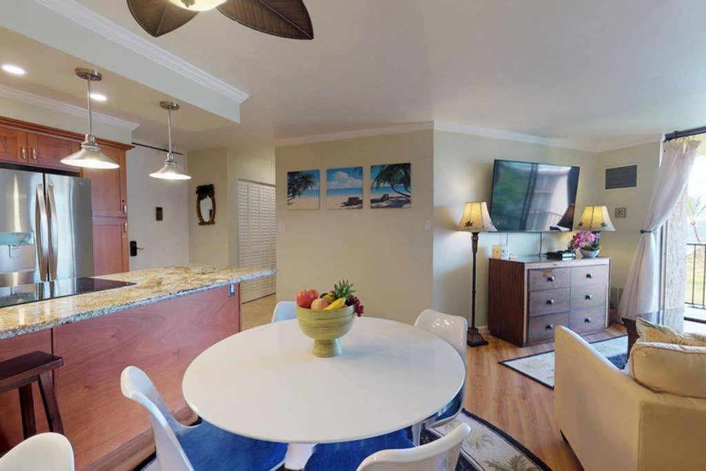 Oceanfront Penthouse With Amazing Views At Kauhale Makai Apartment Kihei Luaran gambar