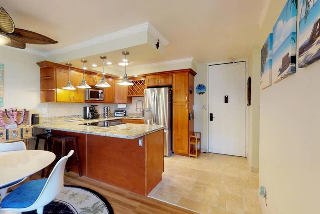 Oceanfront Penthouse With Amazing Views At Kauhale Makai Apartment Kihei Luaran gambar