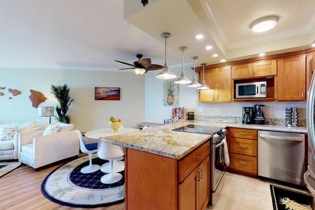 Oceanfront Penthouse With Amazing Views At Kauhale Makai Apartment Kihei Luaran gambar